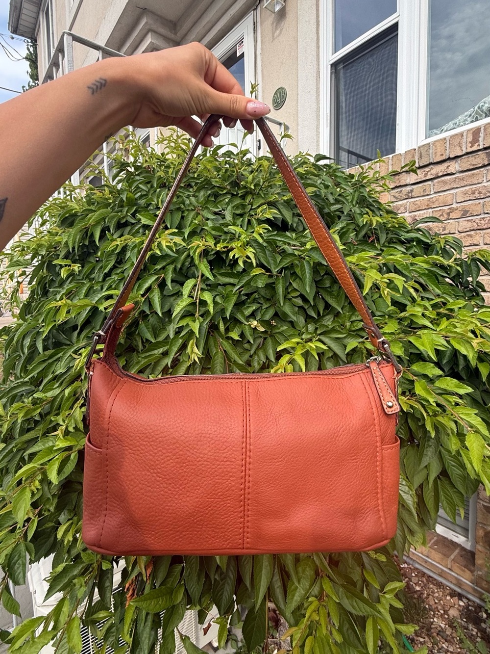 Vintage Fossil Y2K Cognac Brown Leather Shoulder Hobo Bag Baguette Purse